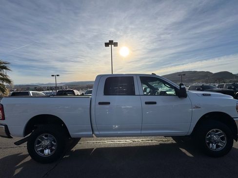 Used 2024 RAM 3500 Tradesman w/ Chrome Appearance Group image 6