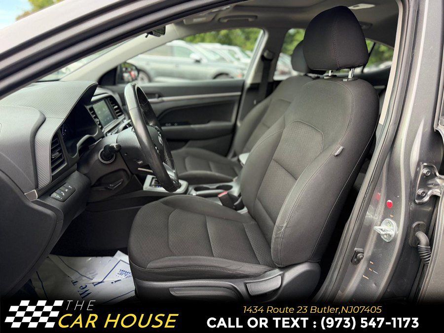 Used 2020 Hyundai Elantra Value Edition w/ Cargo Package (C1) FWD image 19