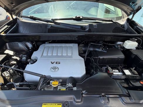 Used 2010 Toyota Highlander Limited AWD/4WD image 15