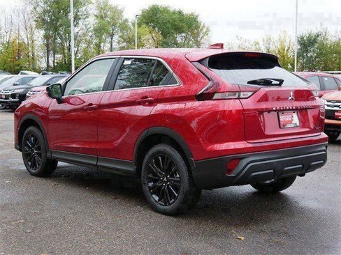 New 2026 Mitsubishi Eclipse Cross LE image 2