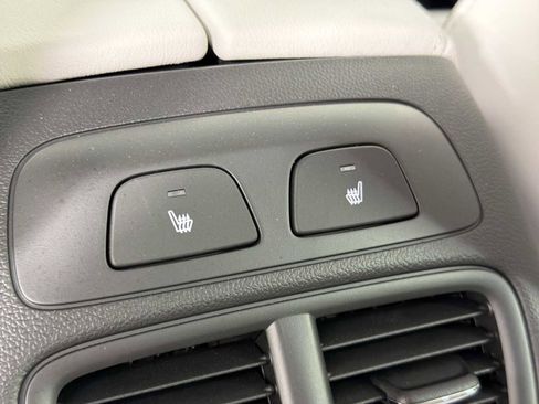 New 2026 Buick Envision Avenir image 21