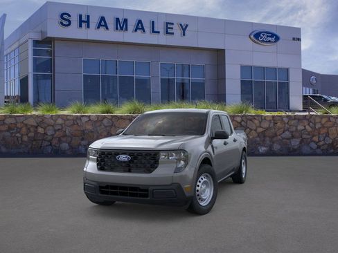 New 2025 Ford Maverick XL image 2