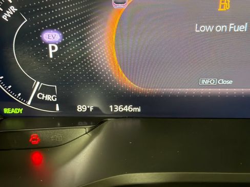 Used 2024 MAZDA CX-90 Plug-In Hybrid w/ Preferred AWD/4WD image 8