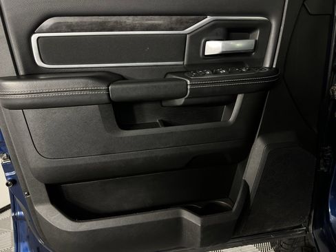 Used 2024 RAM 2500 Big Horn w/ Night Edition image 26