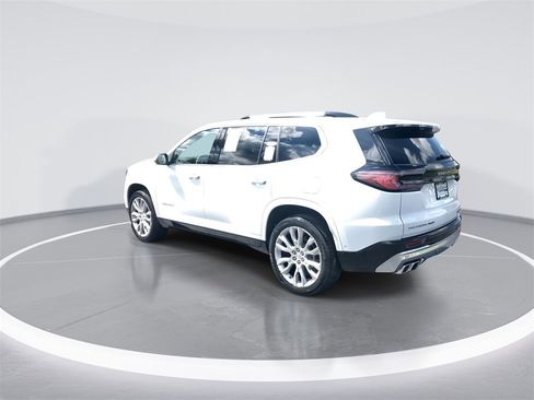 Used 2024 GMC Acadia Denali w/ Super Cruise Package image 6