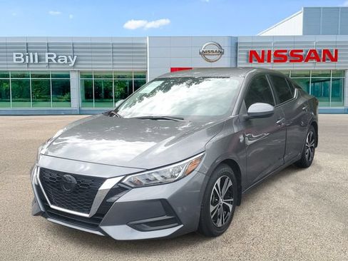 Used 2022 Nissan Sentra SV FWD image 2