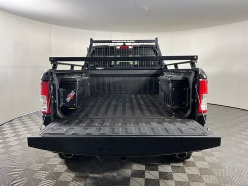Used 2023 RAM 1500 Big Horn AWD/4WD image 40