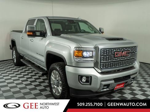 Used 2018 GMC Sierra 2500 Denali w/ Duramax Plus Package AWD/4WD image 1