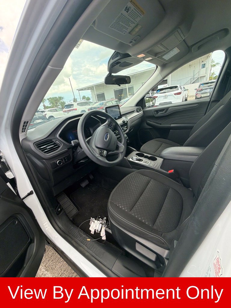 Used 2025 Ford Escape Active AWD/4WD image 5