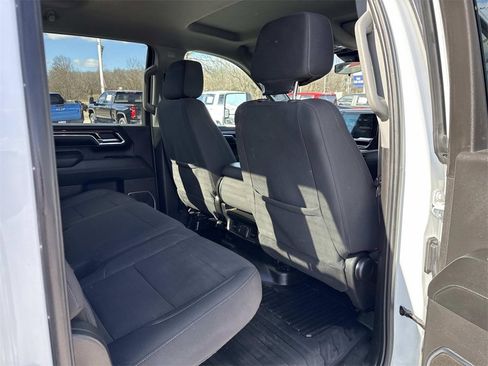 Used 2024 Chevrolet Silverado 2500 LT w/ Convenience Package image 25