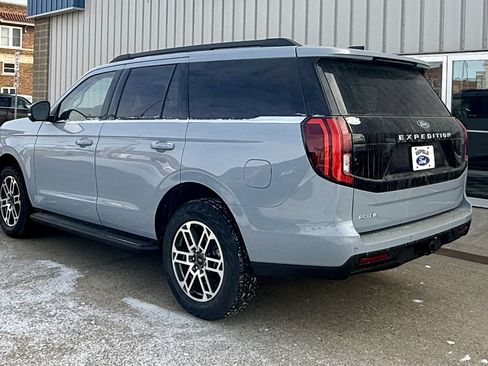 New 2025 Ford Expedition Active AWD/4WD image 7