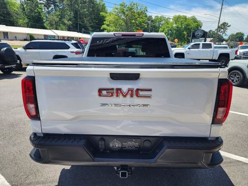 Used 2024 GMC Sierra 1500 Pro w/ Pro Value Package AWD/4WD image 4