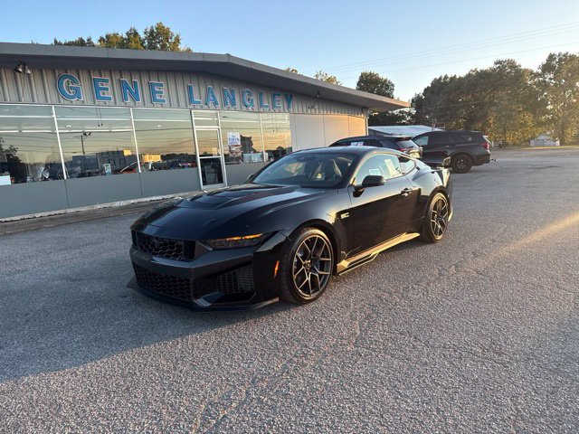 New 2026 Ford Mustang Dark Horse SC w/ Carbon Fiber Exterior Package RWD image 4