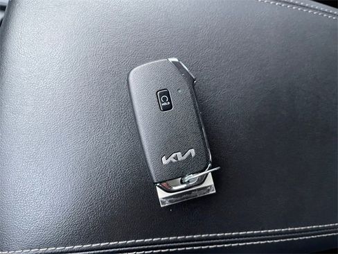 Used 2024 Kia Sorento EX image 38