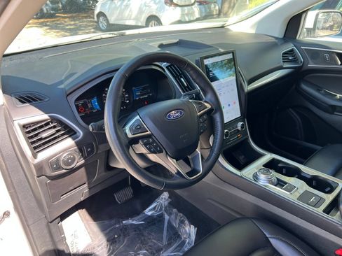 Used 2024 Ford Edge SEL AWD/4WD image 35
