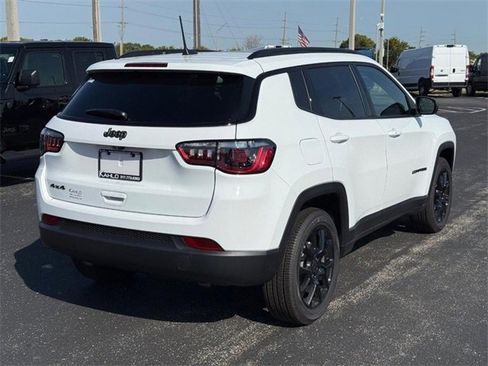 New 2025 Jeep Compass Latitude w/ Sun & Sound Group image 3