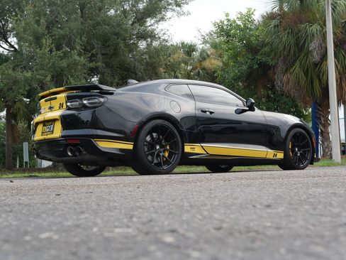 Used 2020 Chevrolet Camaro ZL1 RWD image 9
