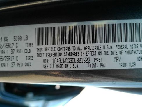 Used 2016 Jeep Wrangler Rubicon w/ Power Convenience Group image 34