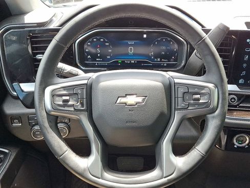 Used 2023 Chevrolet Silverado 1500 LT AWD/4WD image 20