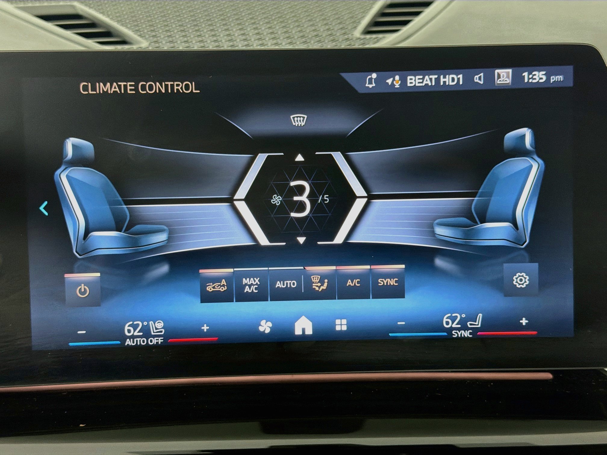 Used 2025 BMW X2 xDrive28i AWD/4WD image 24