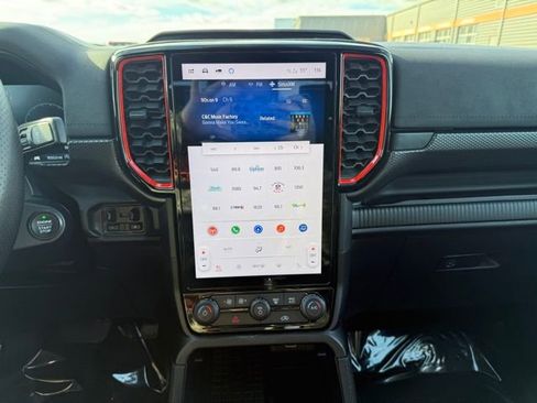 Used 2025 Ford Ranger Raptor image 25