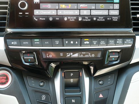 Used 2025 Honda Odyssey EX-L image 23