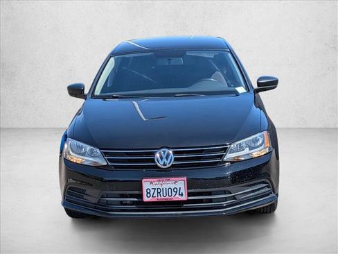 Used 2015 Volkswagen Jetta S FWD image 2