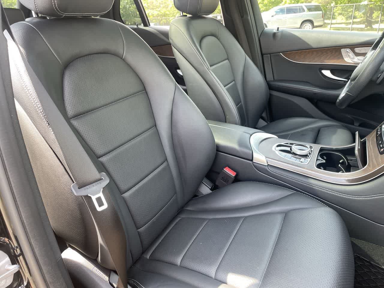 Used 2019 Mercedes-Benz GLC 300 4MATIC image 14