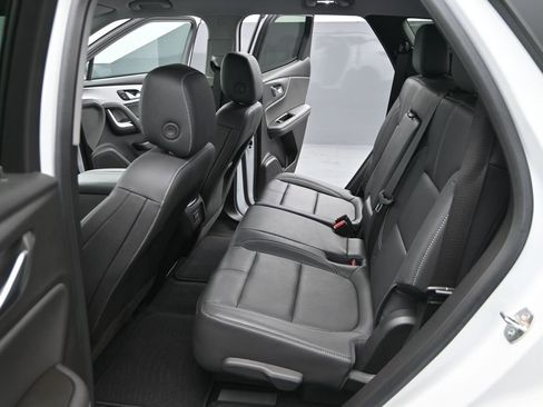 Used 2024 Chevrolet Blazer LT image 16
