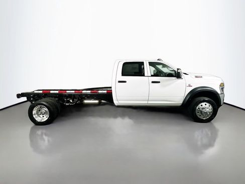 New 2026 RAM 5500 Tradesman w/ Chrome Appearance Group image 8