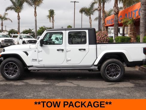 Used 2021 Jeep Gladiator Overland w/ LED Lighting Group AWD/4WD image 5