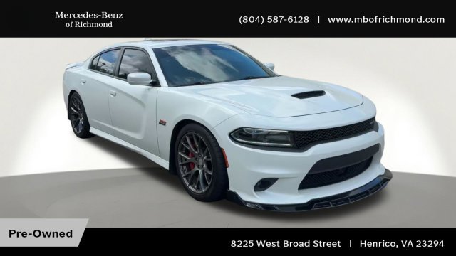 Used 2016 Dodge Charger SRT w/ Harman/Kardon Audio Group RWD image 4