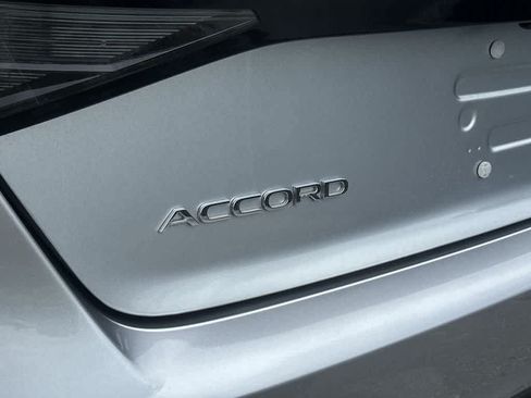 Used 2024 Honda Accord EX image 11