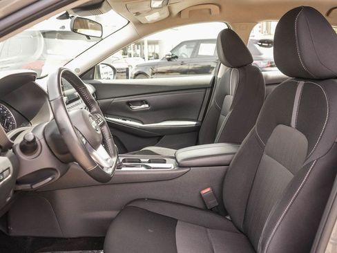 Used 2021 Nissan Sentra SV FWD image 17
