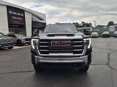 New 2026 GMC Sierra 2500 SLE w/ SLE Value Package; AWD/4WD image 2