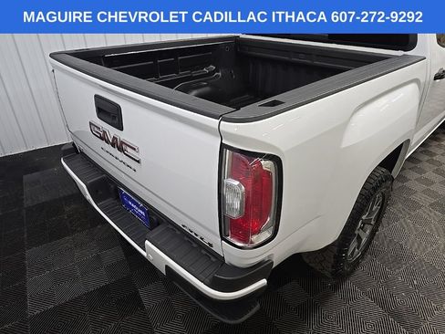 Used 2022 GMC Canyon AT4 AWD/4WD image 11
