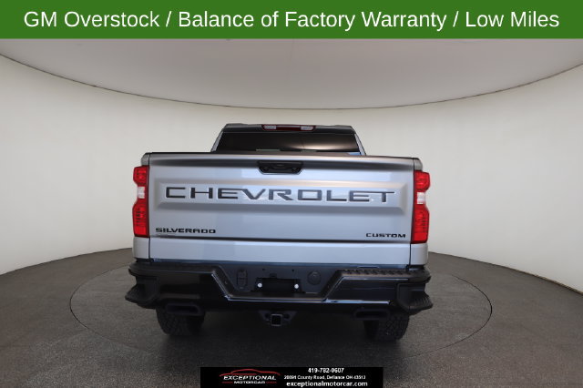 Used 2026 Chevrolet Silverado 1500 Custom Trail Boss w/ Dark Appearance Package AWD/4WD image 15