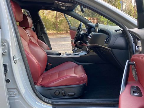 Used 2020 Kia Stinger GT2 image 54