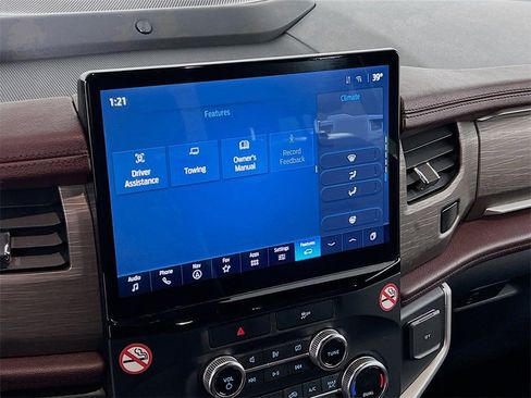 Used 2023 Ford Expedition Max Limited image 15