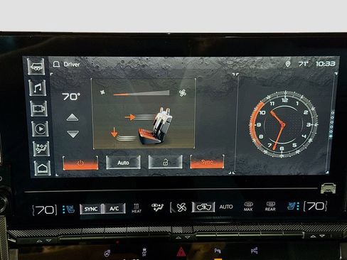 Used 2025 GMC Hummer EV 2X AWD/4WD image 16