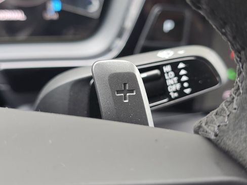 New 2026 Porsche Cayenne GTS image 27