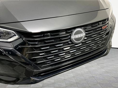 Certified 2025 Nissan Sentra SR w/ Midnight Edition FWD image 32