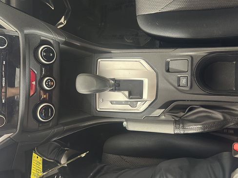 Certified 2023 Subaru Crosstrek 2.0i AWD/4WD image 15