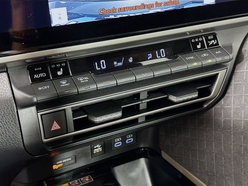 Certified 2025 Toyota Camry XLE AWD/4WD image 16