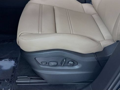 Certified 2026 Porsche Cayenne Coupe AWD/4WD image 21