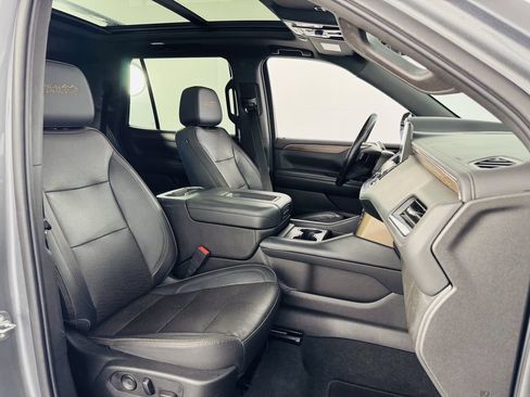 Used 2021 Chevrolet Tahoe High Country RWD image 34