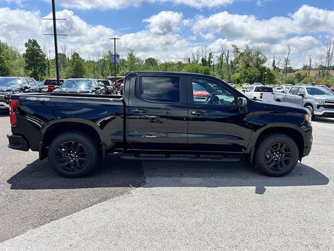 New 2026 Chevrolet Silverado 1500 RST w/ Rally Edition AWD/4WD image 7