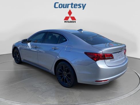 Used 2015 Acura TLX FWD image 3