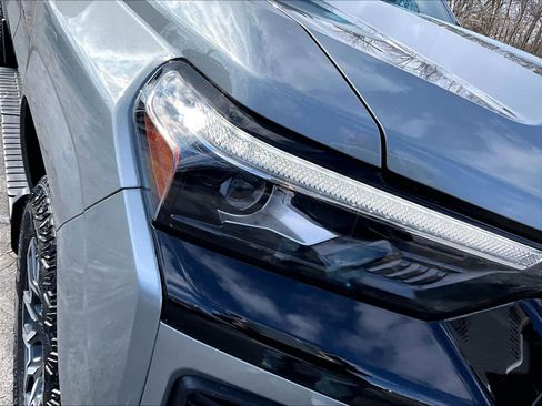 Used 2024 Chevrolet Colorado Z71 image 34