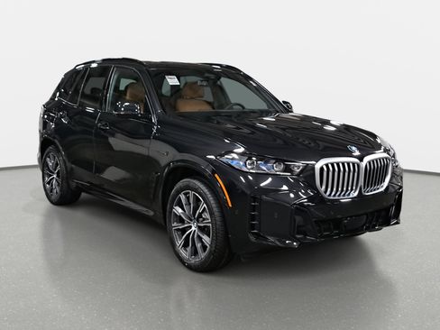 New 2026 BMW X5 xDrive40i w/ M Sport Package image 3
